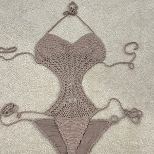 One piece bathing suit